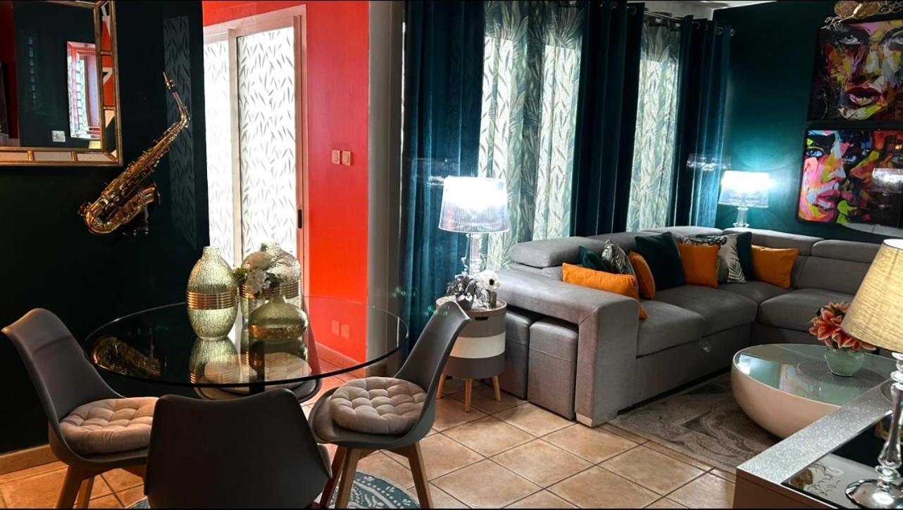 Bienvenue Chez Maxime Apartamento Saint-Denis Exterior foto